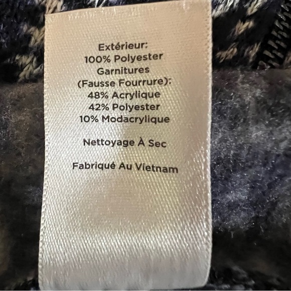 Talbots | Snowflake Print Faux Fur Trim Hooded Sweater Fleece Vest Navy | 2X P - Picture 7 of 8